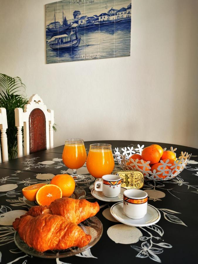 Charming Portuguese Style Apartment, For Rent "Vida A Portuguesa", "Gaivota" Alojamento Local Портіман Екстер'єр фото