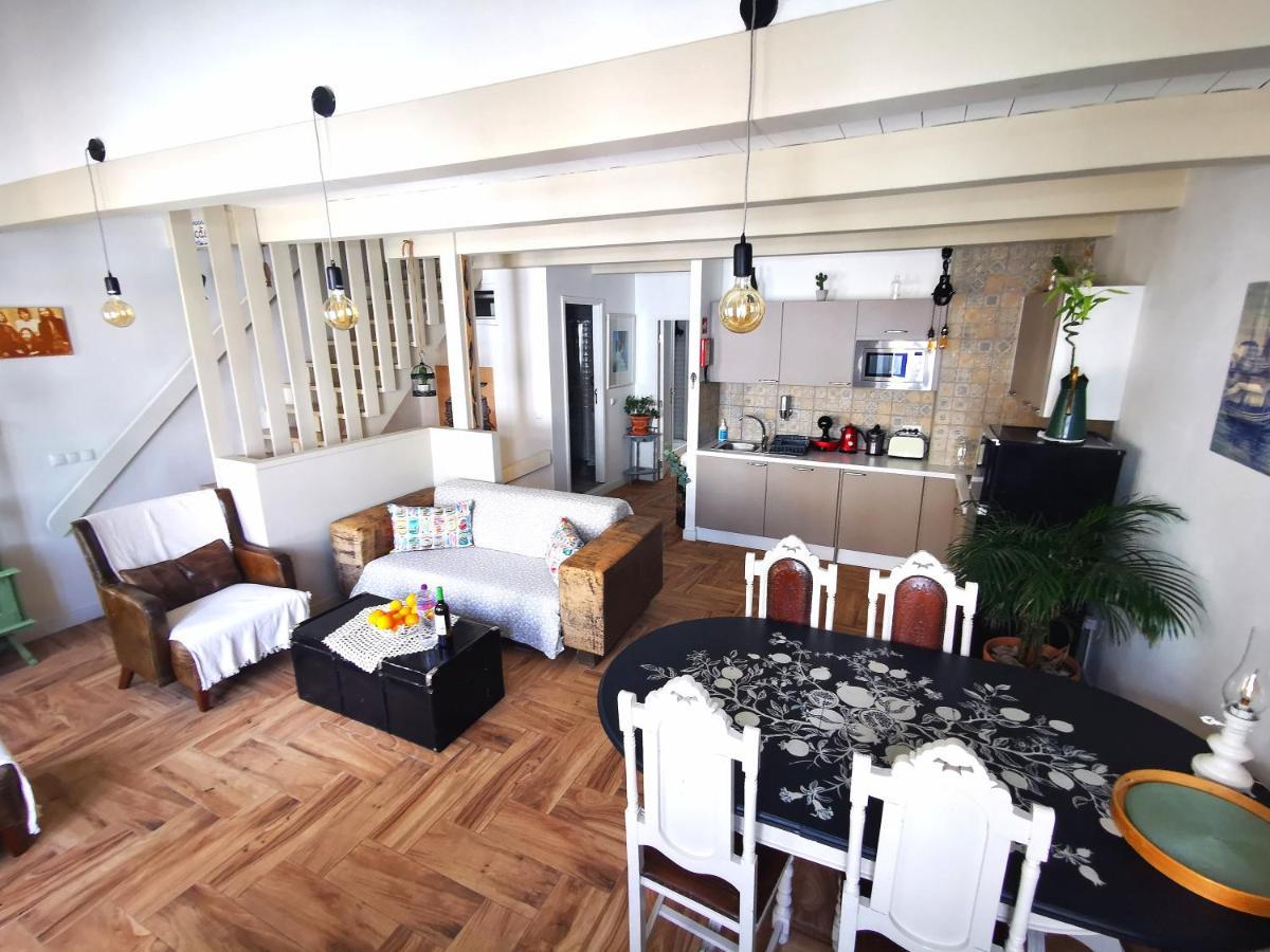 Charming Portuguese Style Apartment, For Rent "Vida A Portuguesa", "Gaivota" Alojamento Local Портіман Екстер'єр фото