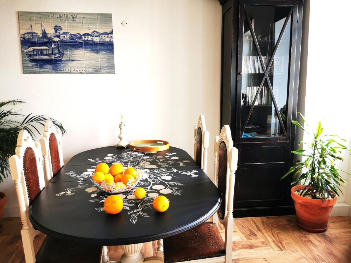 Charming Portuguese Style Apartment, For Rent "Vida A Portuguesa", "Gaivota" Alojamento Local Портіман Екстер'єр фото